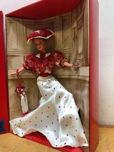 Mint in Box Collector Edition COCA-COLA Fashion Classic Series SODA FOUNTAIN SWEETHEART Barbie
