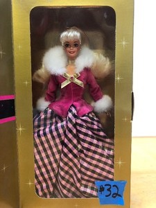 Mint in Box Avon Exclusive Special Edition WINTER RHAPSODY Barbie