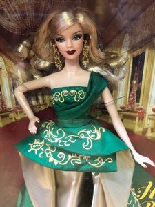 Mint in Box Barbie Collector HOLIDAY BARBIE 2011 Barbie Doll