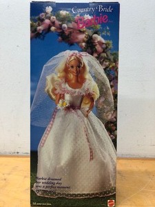 Mint in Box Wal-Mart Special Edition COUNTRY BRIDE Barbie