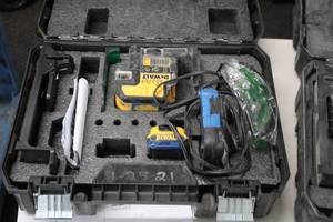 lot 46 image: DeWalt 12V Max Lithium Ion XR 2Ah Laser TN222DLB with Battery, Charger, Case, Accessories