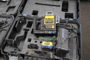 lot 24 image: DeWalt 12V 360 Degree Green Beam Cross Line Laser TN360DB with Battery, Charger, Case, Accessories
