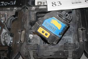 lot 82 image: DeWalt 4.5V Laser Chalk Line Generator DW088CG with Case