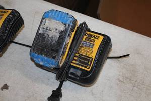 lot 285 image: DeWalt 12V Max  20V Max Lithium Ion Charger DCB112 with DeWalt 20V Max XR Lithium Ion Battery