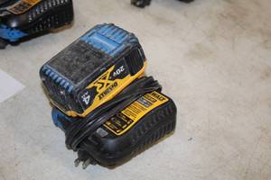 lot 292 image: DeWalt 12V Max  20V Max Lithium Ion Charger DCB107 with DeWalt 20V 4Ah Battery