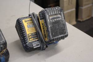 lot 307 image: DeWalt 12V Max  20V Max Lithium Ion Charger DCB115 with DeWalt 20V Max XR Lithium Ion Battery