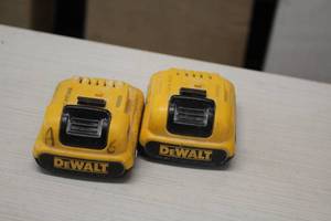 lot 312 image: Lot of (2) DeWalt 12V 2Ah Batteries