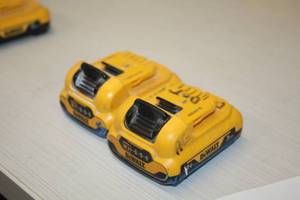 lot 328 image: Lot of (2) DeWalt 12V 3Ah Batteries