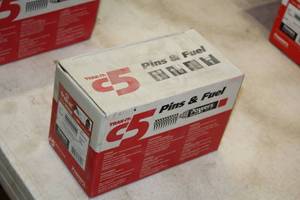 lot 363 image: Lot of (1 Box) Powers Trak-It C5 Pins & Fuel Fasteners - 1-14 .145 Knurled Step Shank, 34 .102 Shank, 1 .102 Shank, (4) Fuel Cells
