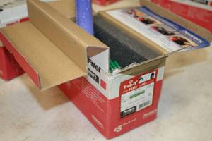 lot 367 image: Lot of (1 Box) Powers Trak-It C5 12 Steel Zinc .120 Shank Fasteners 800-count ( 800 total items ) with Fuel Cell