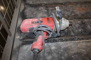 lot 381 image: Milwaukee 12 Square - Pin Impact Wrench 9070-20