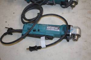 lot 413 image: Makita 38 Right Angle Drill DA301OF