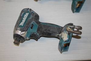 lot 426 image: Makita 18V Impact Driver XDT13