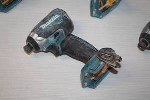 lot 431 image: Makita 18V Impact Driver XDT13