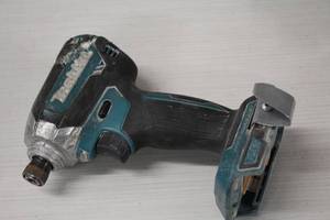 lot 437 image: Makita 18V Impact Driver XDT13