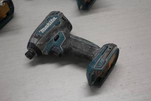 lot 443 image: Makita XDT13 18V Impact Driver