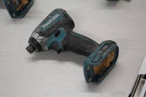 lot 452 image: Makita XDT13 18V Impact Driver