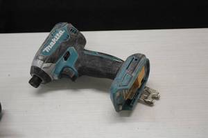 lot 453 image: Makita XDT13 18V Impact Driver