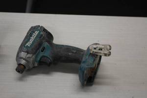 lot 454 image: Makita XDT13 18V Impact Driver