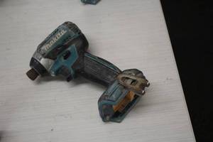 lot 460 image: Makita 18V Impact Driver XDT14