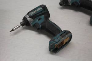 lot 462 image: Makita 18V Impact Driver XDT14
