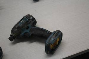 lot 469 image: Makita 14 18V Impact Driver XDT04