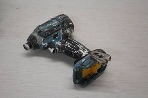 lot 475 image: Makita 18V Impact Driver XDT11