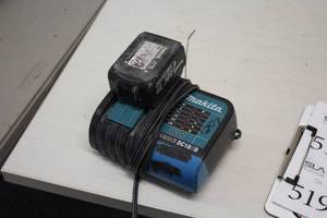 lot 520 image: Makita Li-Ion 14.4-18V  NiMh 7.2-14.4V Charger DC18SD with 18V 3Ah Lithium-Ion Battery