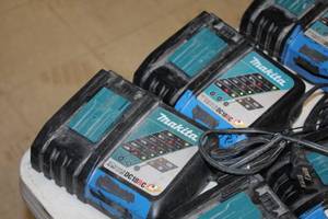 lot 547 image: Lot of (2) Makita Li-ion 14.4-18V  Ni-MH 7.2-14.4V Battery Charger DC18RC