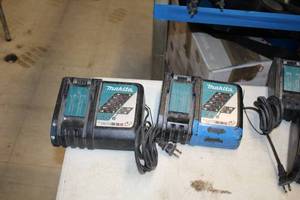 lot 550 image: Lot of (2) Makita Li-ion 14.4-18V  Ni-MH 7.2-14.4V Battery Charger DC18RC