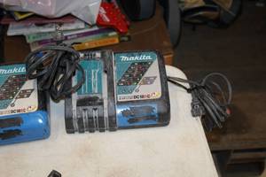 lot 566 image: Makita Li-ion 14.4-18V  Ni-MH 7.2-14.4V Battery Charger DC18RC