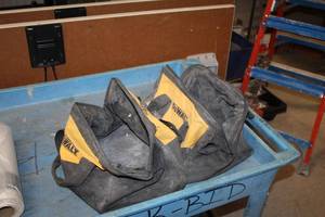 lot 725 image: Lot of (2) DeWalt 13 Tool Bags