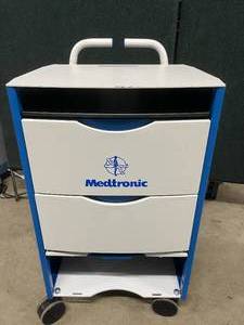 lot 11 image: Medtronic Medicart Emergency&nbspSurgical Cart - In Excellent Condition