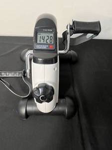 lot 40 image: TODO Mini Exercise Bike