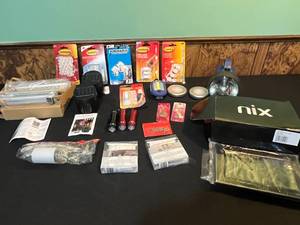 lot 65 image: Lot of Assorted Lighting and Home Accessories
