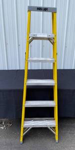 lot 6 image: Keller 6-Foot Fiberglass Step Ladder