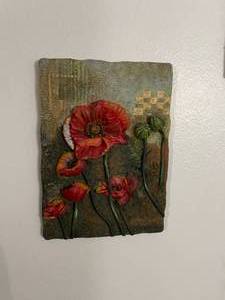 lot 268 image: Lot of Floral Art Pieces and Ornate Framed Mirror