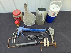 lot 131 image: Assorted Tools and Household Items Lot