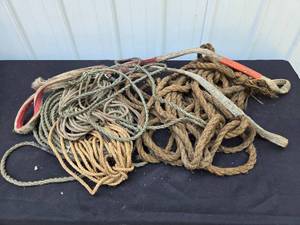 lot 139 image: Lot of Assorted Ropes