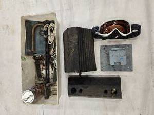 lot 145 image: Lot of Miscellaneous Outdoor and Automotive Items