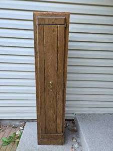 lot 314 image: Tall Wooden Storage Cabinet with Shelves