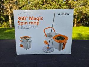 lot 321 image: Masthome 360° Magic Spin Mop with Double Drive Rotary Bucket and 3 Mop Heads
