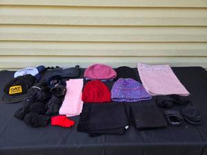 lot 336 image: Assorted Winter Hats, Scarves, Gloves, and Headbands