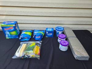 lot 401 image: Lot of Moisture Absorbers and Cleaning Supplies