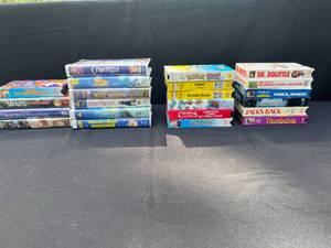 lot 302 image: Lot of VHS Tapes Classic Movies and Cartoons
