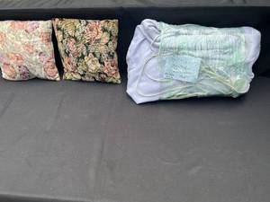 lot 310 image: Lot of 2 Decorative Floral Pillows and Electric Heated Mattress Pad - Queen Size