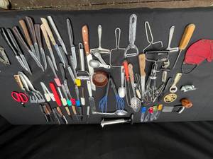 lot 362 image: Large Lot of Mixed Kitchen Utensils and Tools