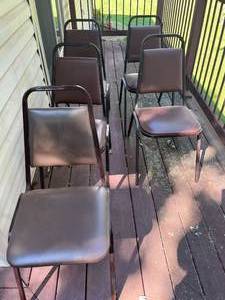 lot 375 image: Set of 6 Metal Frame Brown Vinyl Upholstered Chairs
