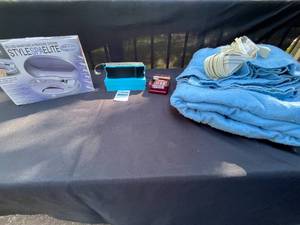 lot 391 image: StyleSpaElite Manicure & Pedicure System, Reserwa Speaker, Levis Wallet, and Electric Blanket