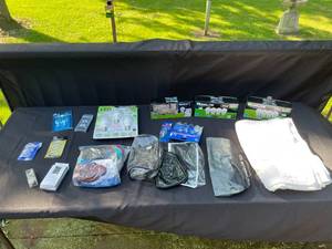 lot 281 image: Assorted Household Items and Lighting Supplies